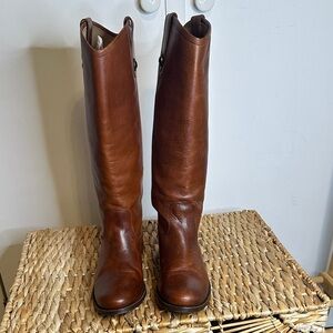 Frye Chestnut Leather Heeled Boots